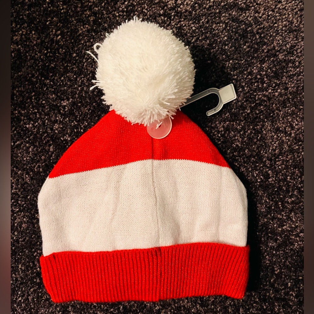 “Old Navy” - Red & White 🇨🇦 Toddlers Canada Toque with Maple Leaf - New! - Picture 2 of 4
